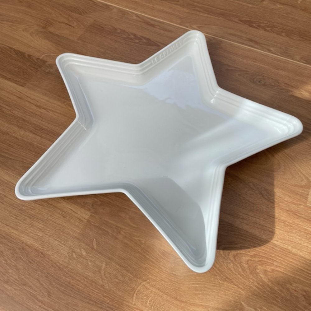 Le Creuset Christmas Star Dish
